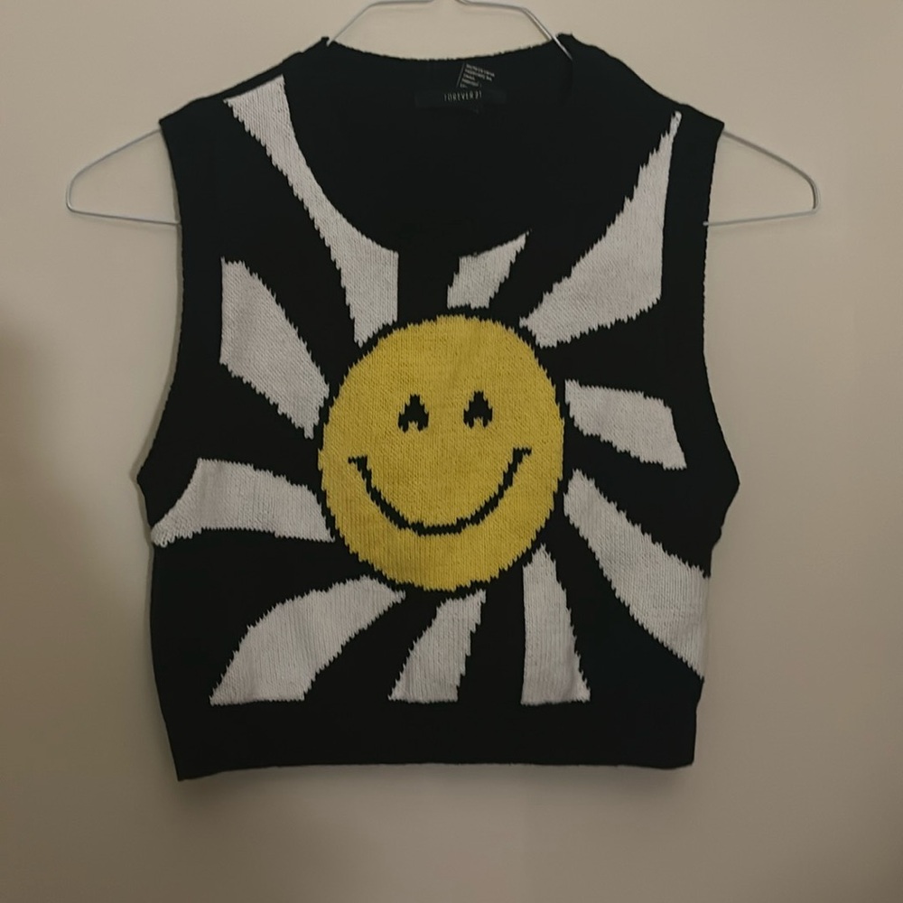 cute top, nice fabric,